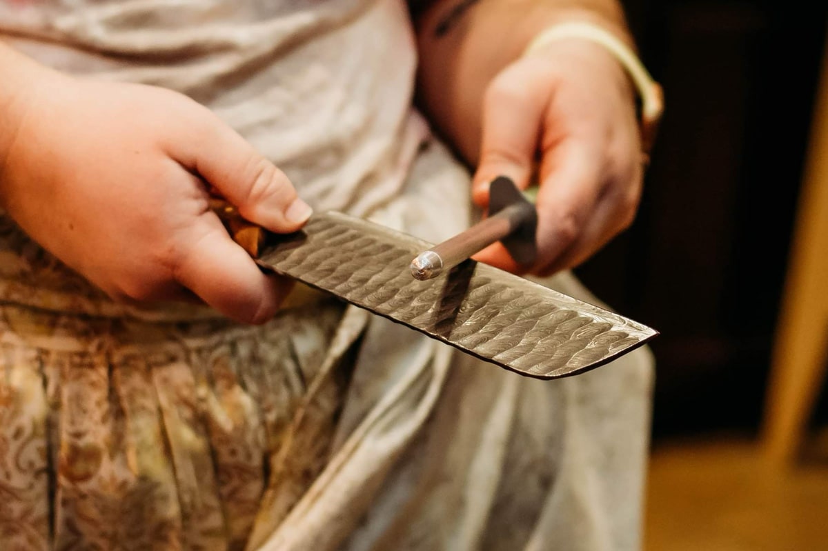 Sharpening Knife